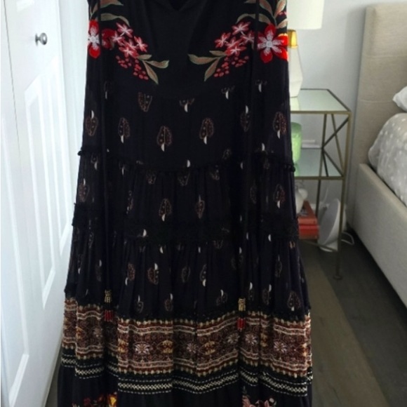FARM Rio Black Floral Maxi Dress - Picture 5 of 9